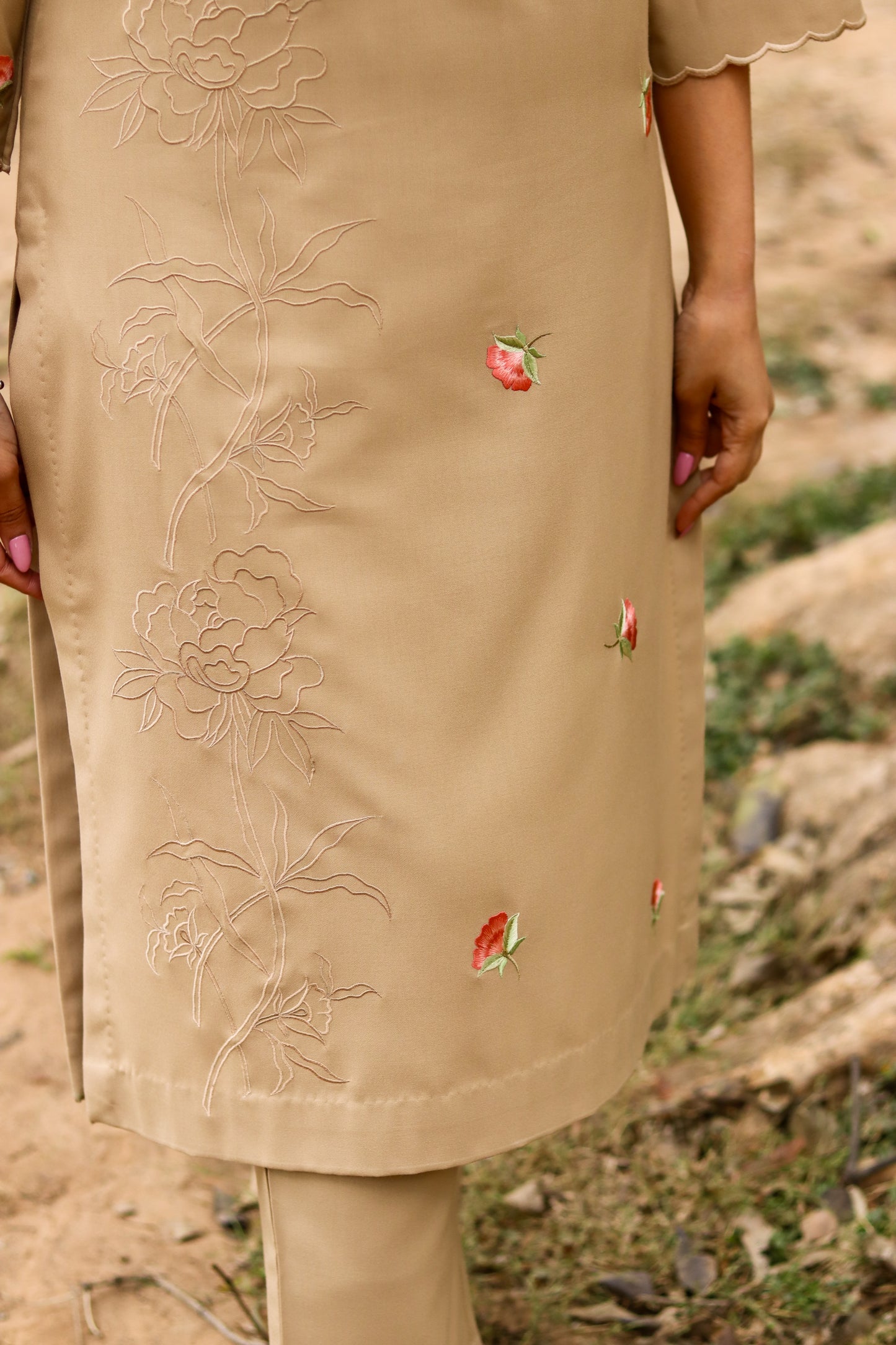 Beige Kurta Set with Peach Floral Petals