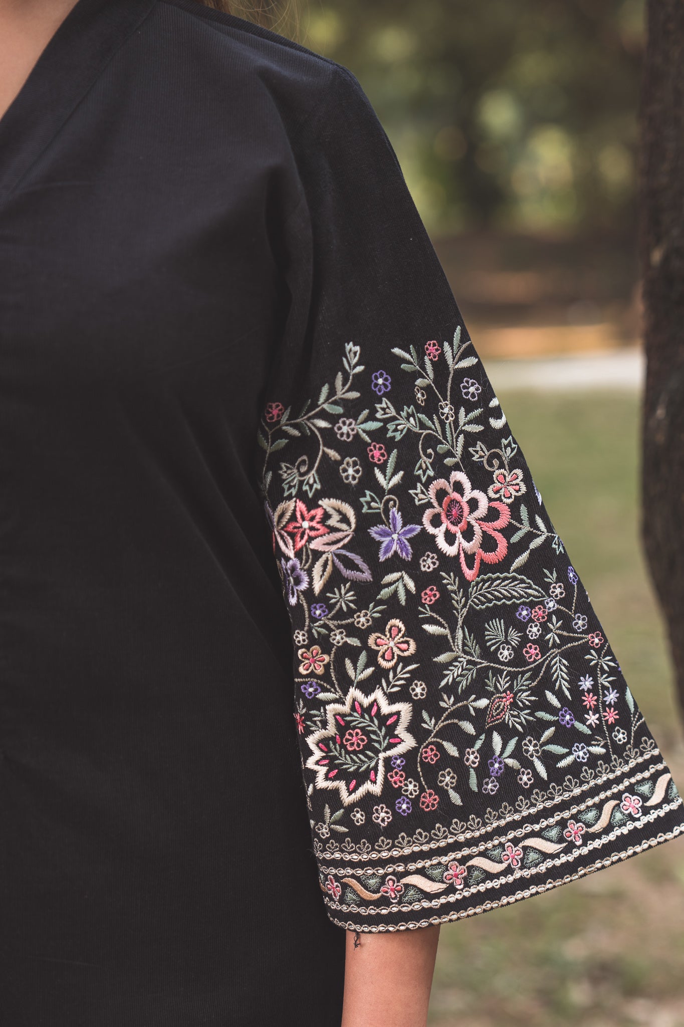 Black Corduroy Kurta Set with Kimono-Style Sleeves